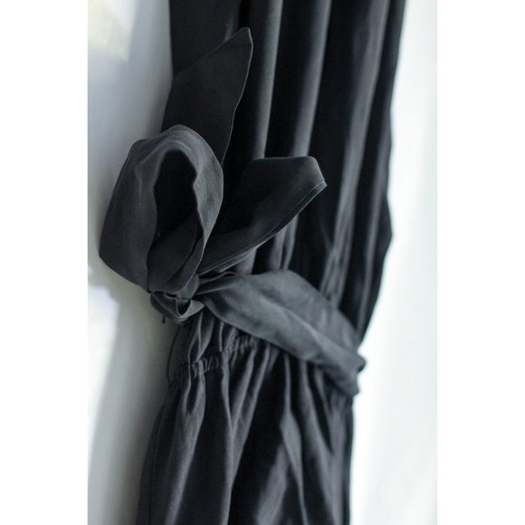 GUESS EVE TUBE SILK JUMPSUIT - Picture 4 of 5